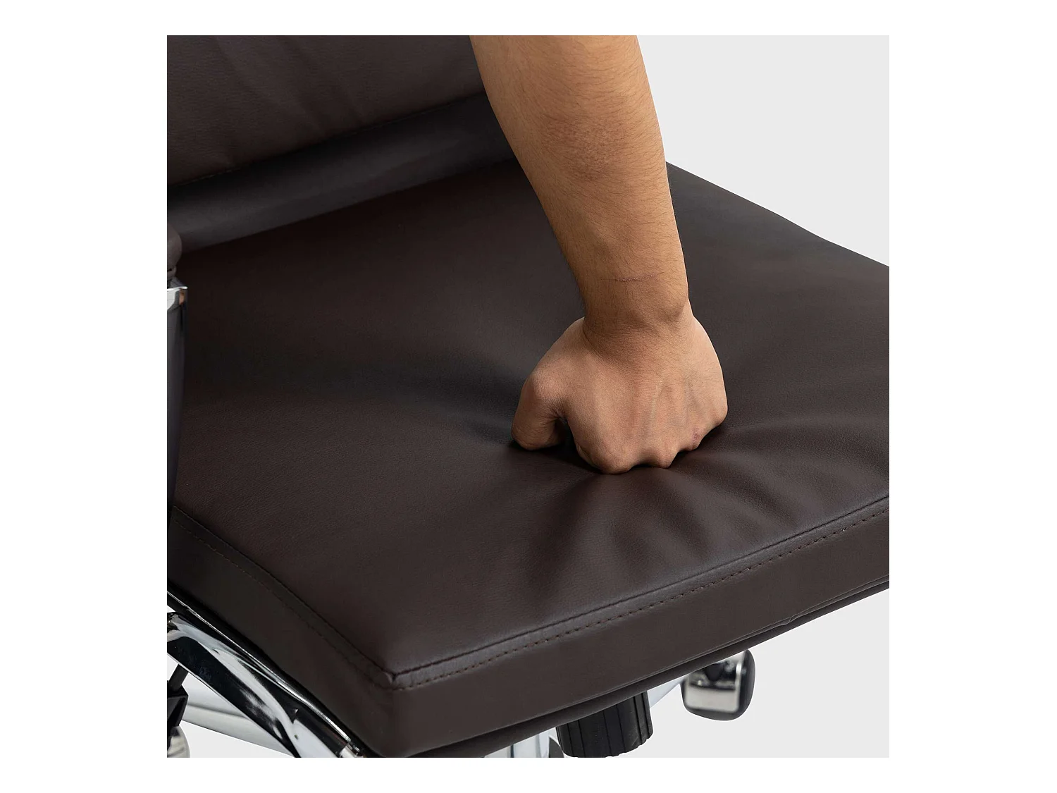 Chaise de bureau - Similicuir & Métal chromé - Marron - Cleveland