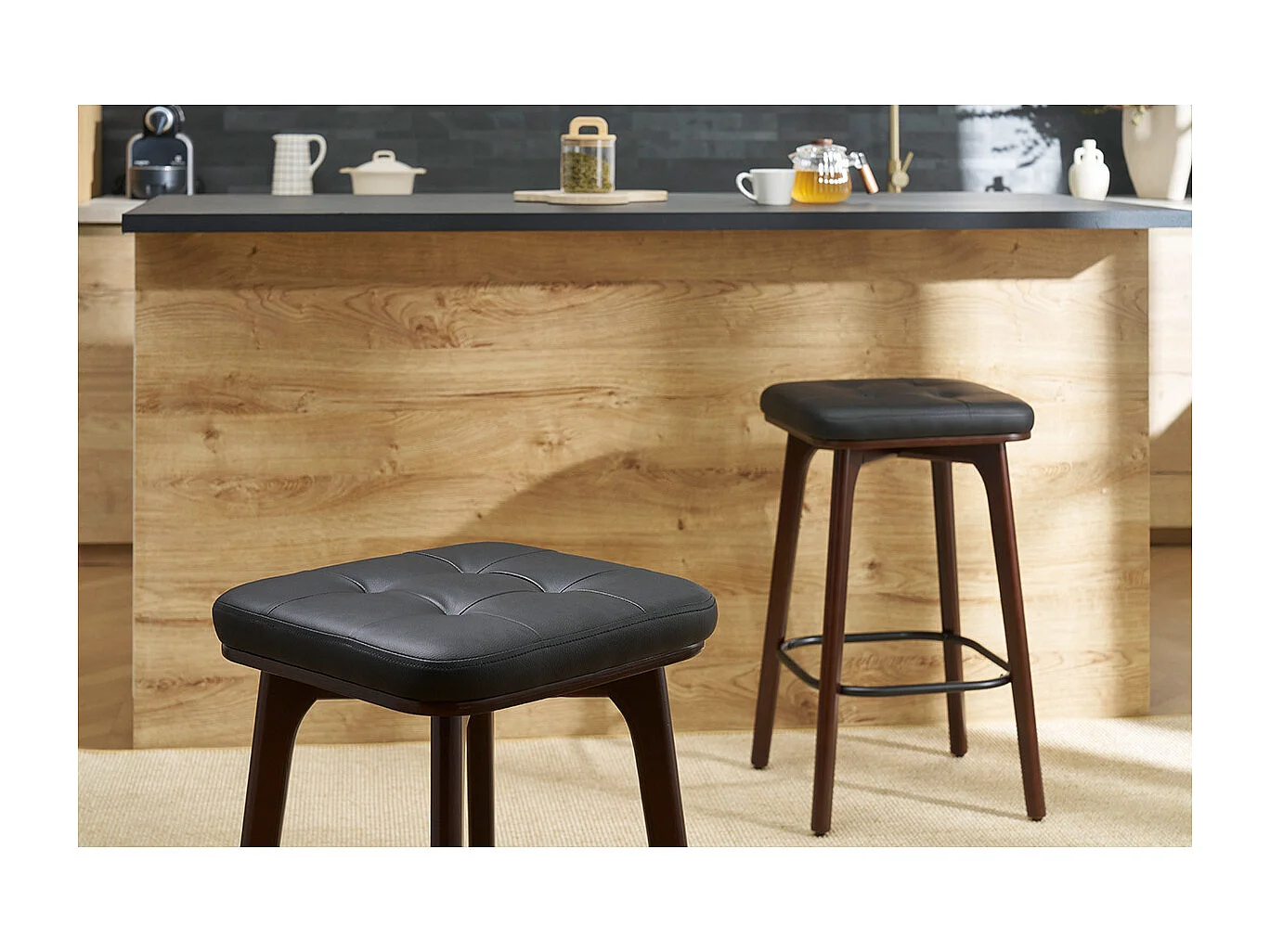 Tabourets de bar vintage noirs et bois foncé 65 cm (lot de 2) GRAMMA