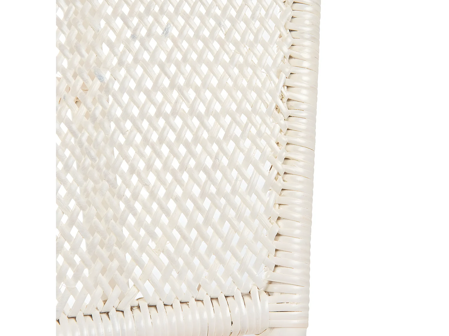 Chaise de bistrot blanche en rotin