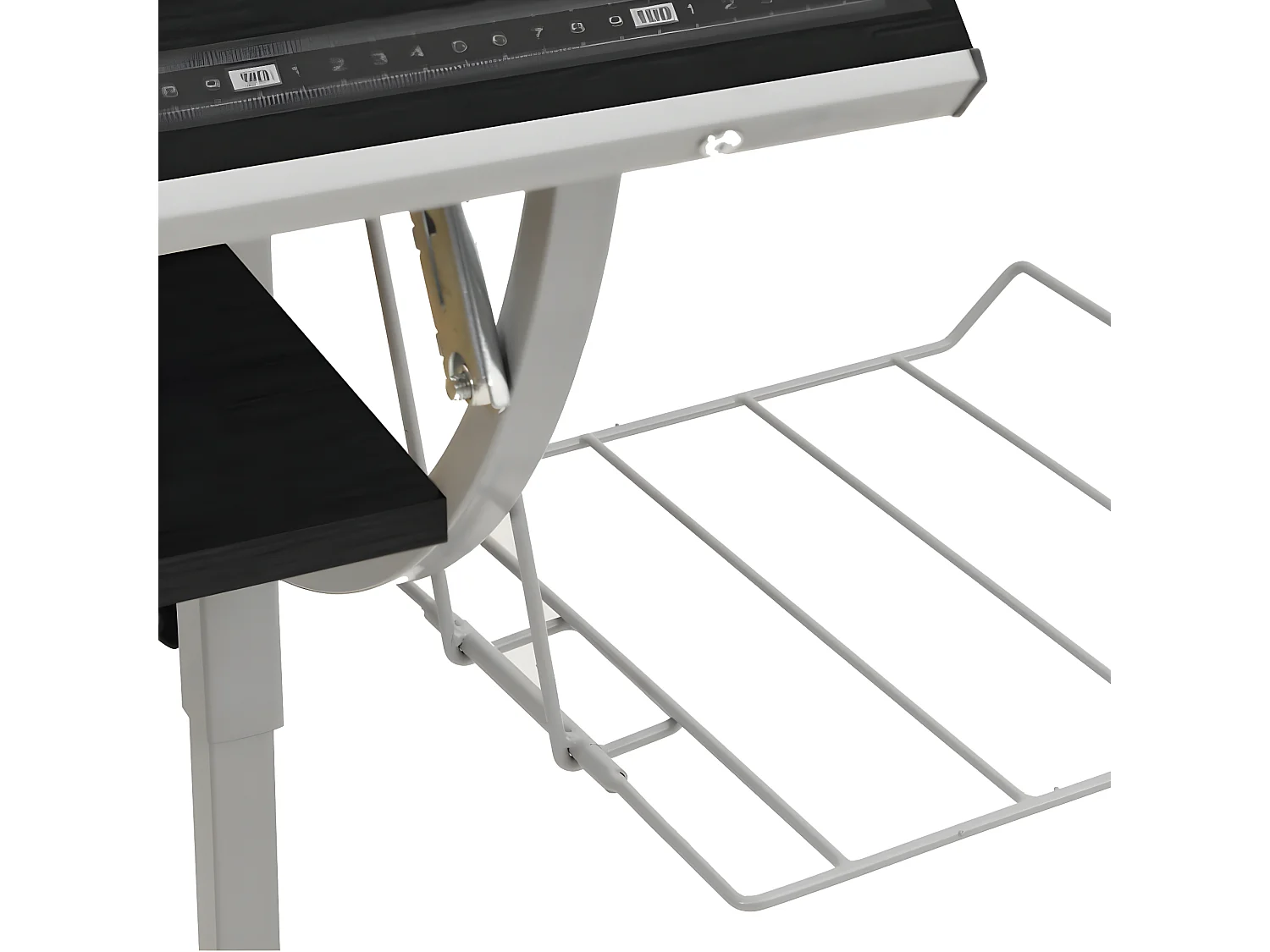 Bureau d'artisanat noir et gris 110x53x(58-87) cm