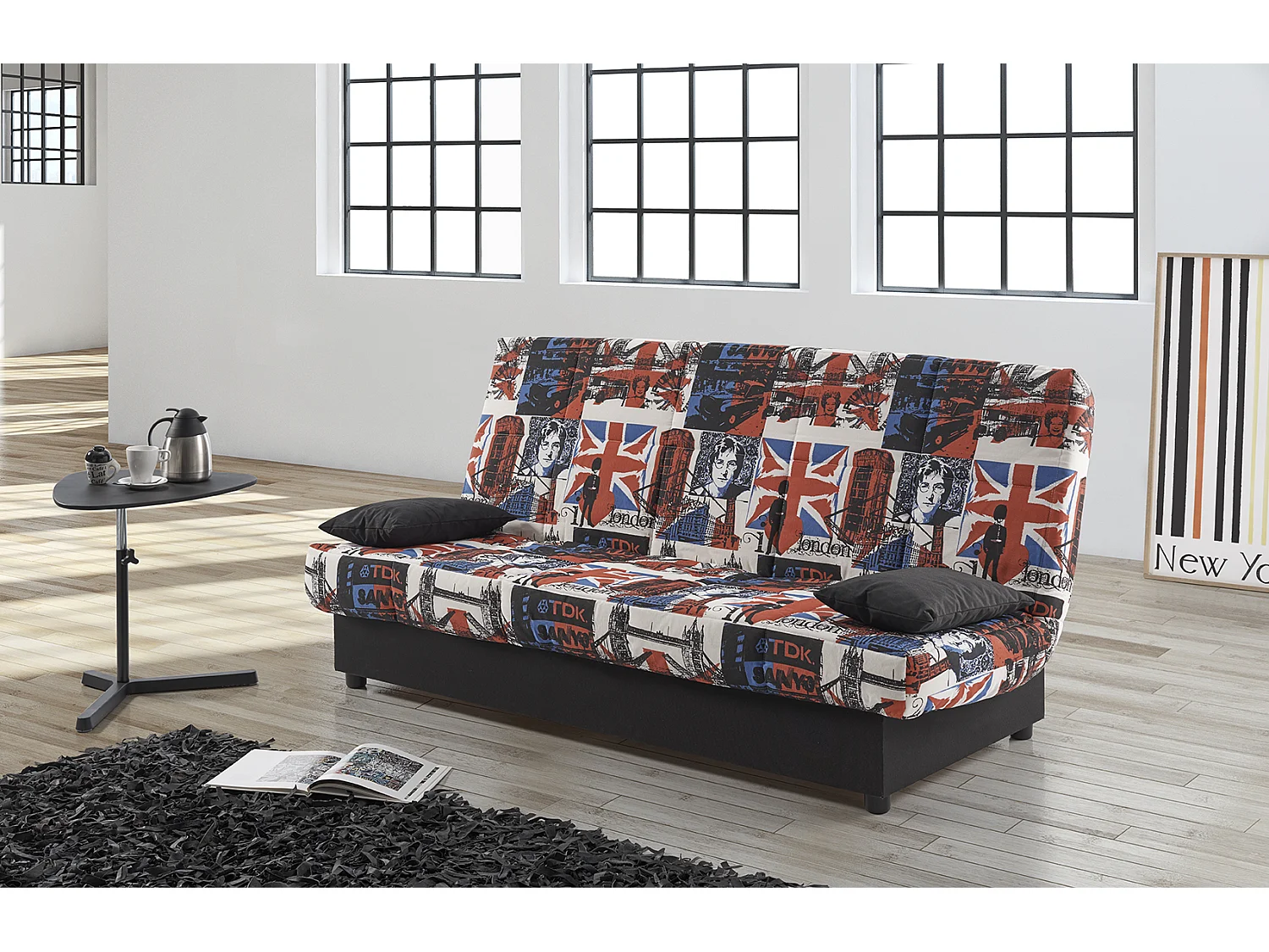 Sofa Cama Clic Clac Julieta 3 Plazas Estampado Londres sofá: 184x75x31 cm. Cama: 190x132x40 cm. Incluye 2 Cojines