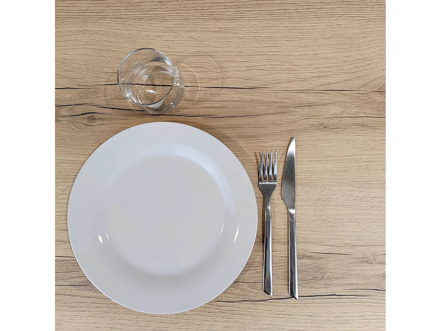 Table 70 x 70 cm - modèle Round snack chêne delano