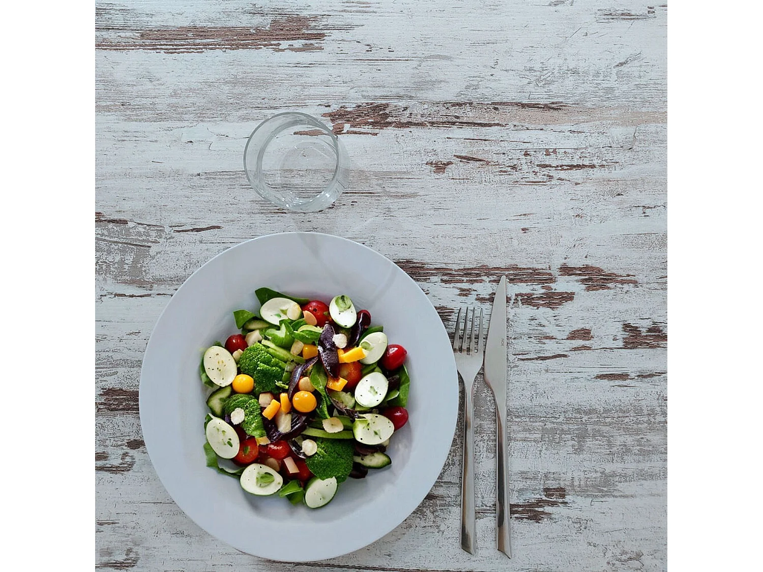 Table 70 x 70 cm - modèle Bazila chêne Islande