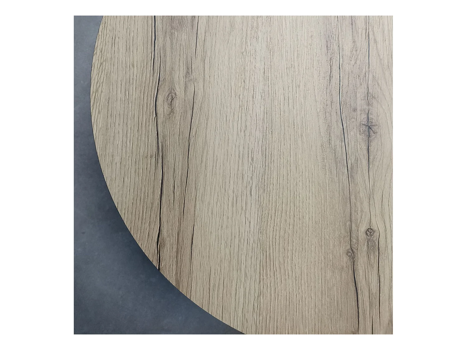 Table ronde Ø 70 cm - modèle Round chêne delano