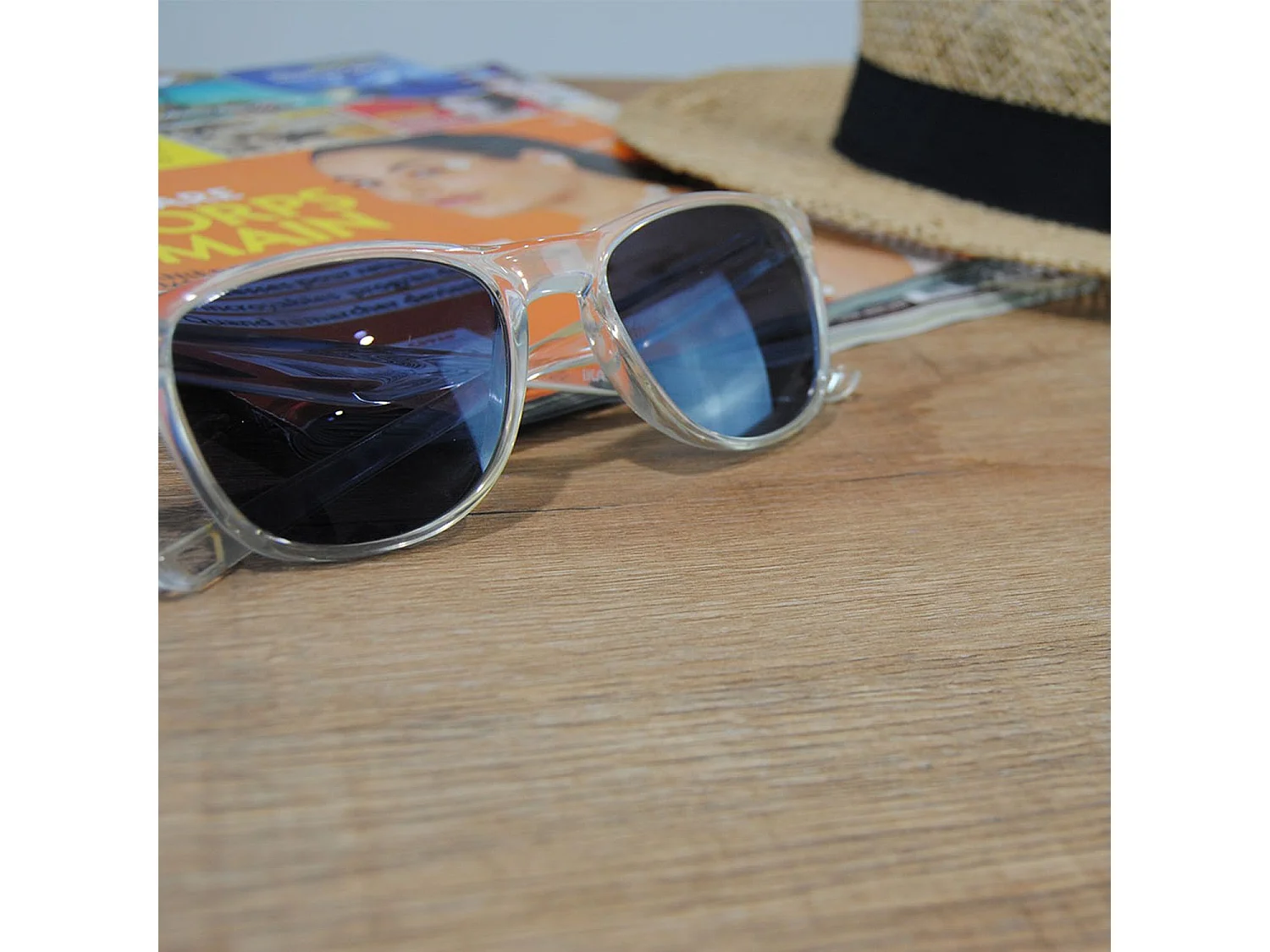 Table 70 x 70 cm - modèle Rome bois tanin clair