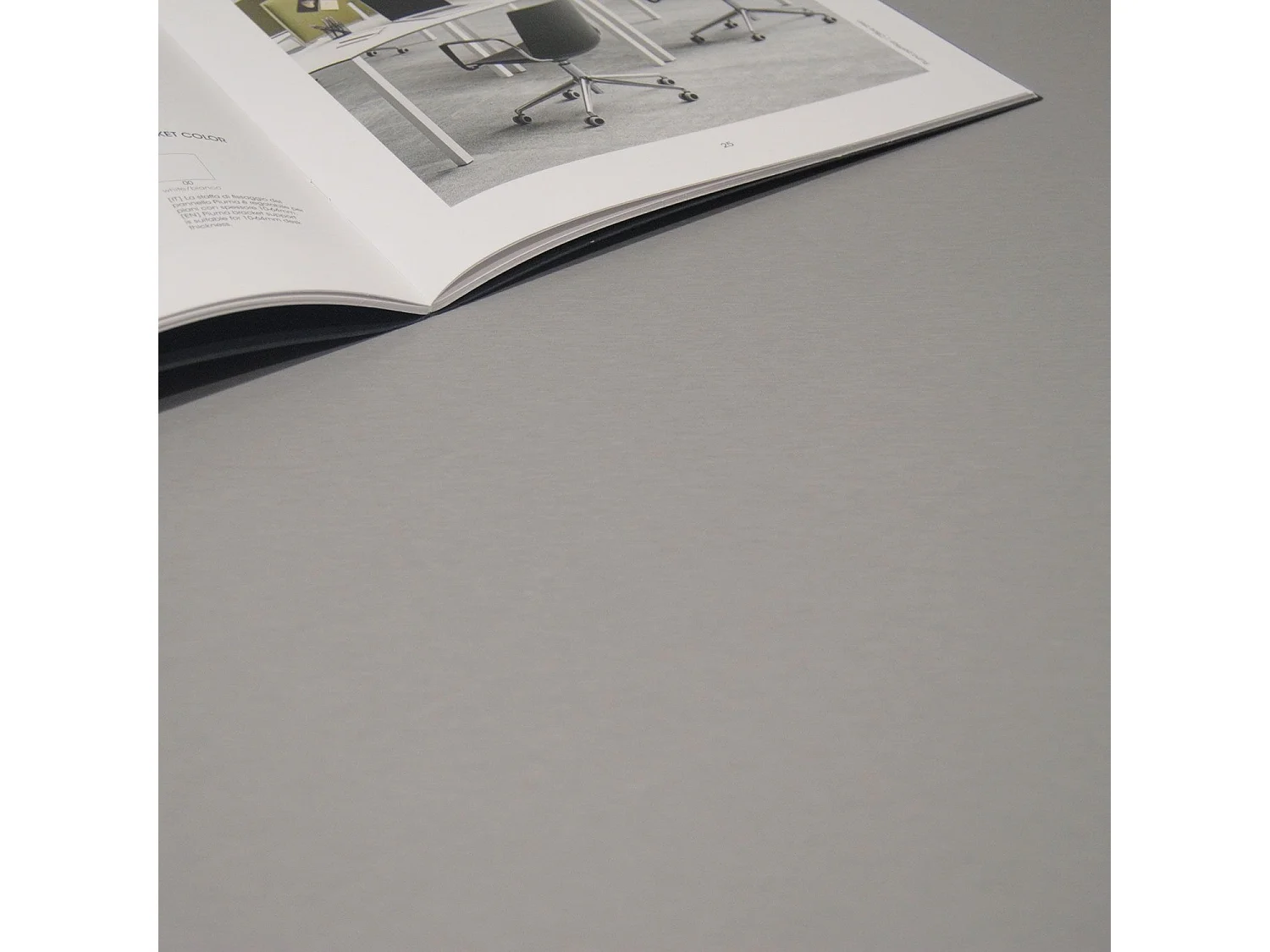 Mesa alta 60 x 60 cm - modelo Roma gris metalizado