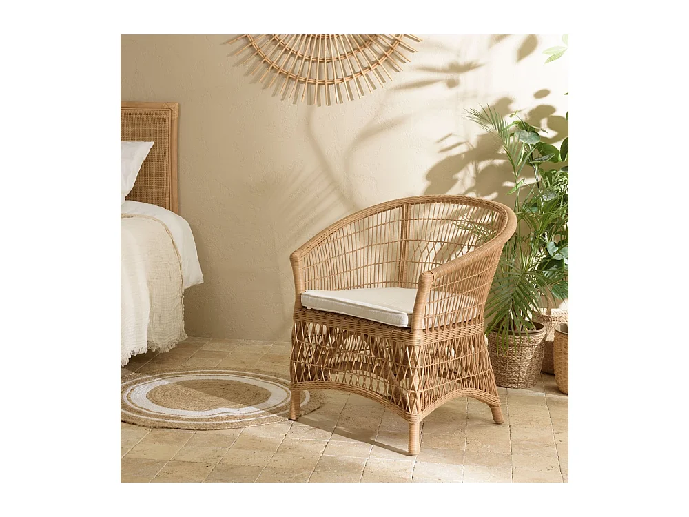 KALLY - Fauteuil en rotin naturel avec coussin d'assise blanc