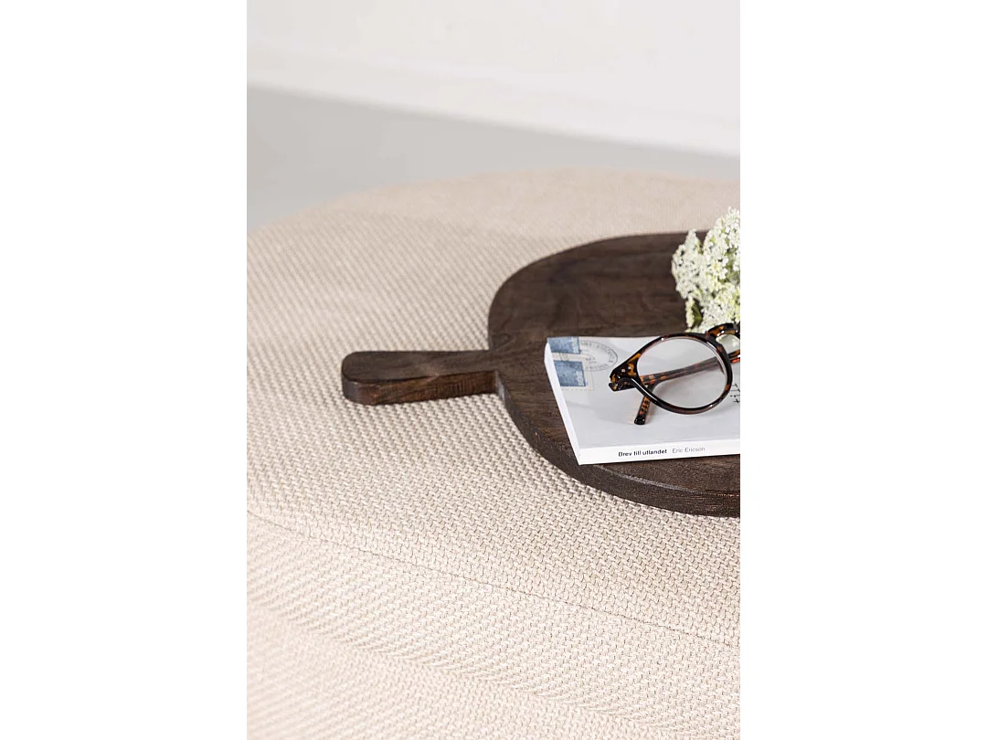 Potenza poef met opslag offwhite.