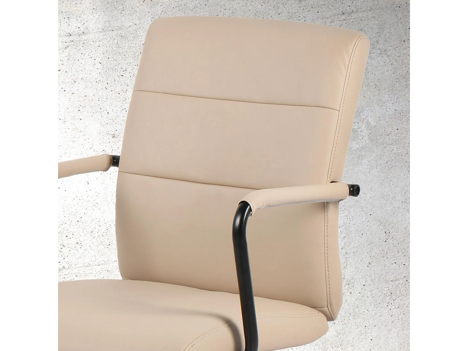 Chaise de bureau H91-99cm x L64cm x P70cm - beige - Oli