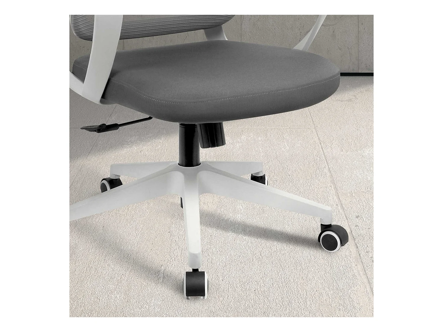 Chaise de bureau H97-107cm x L66cm x P61cm - gris et blanc - Leah