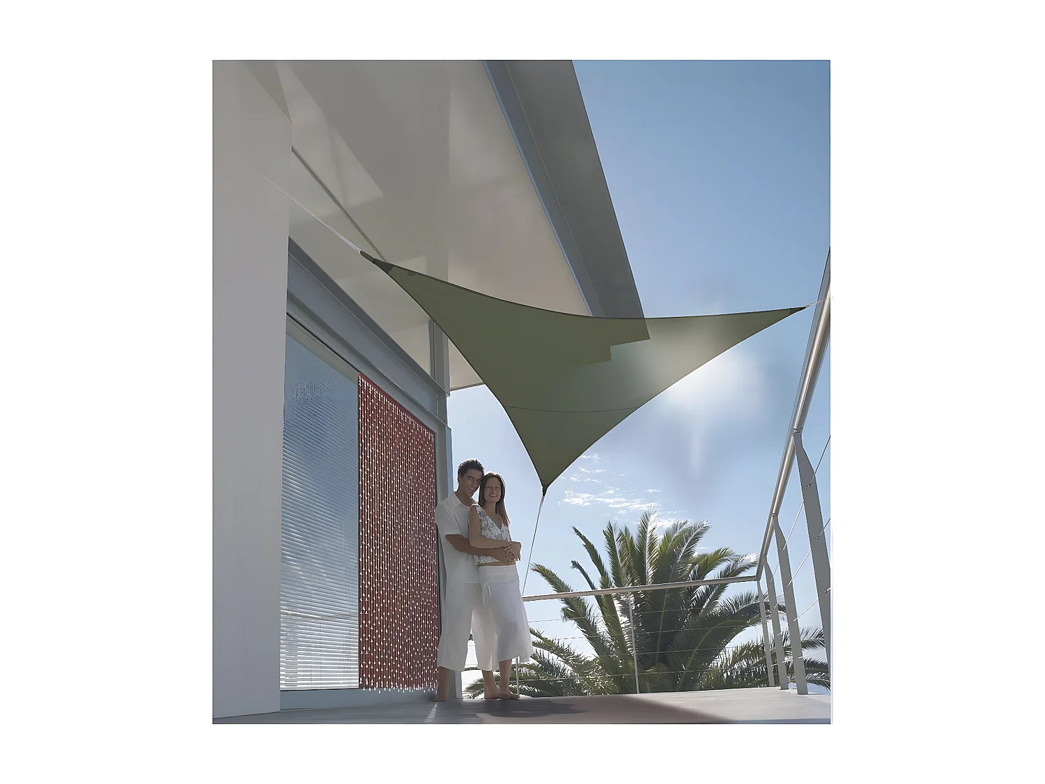 Voile d'ombrage triangulaire SERENITY - 3,60 x 3,60 x 3,60 m - Kaki - Jardiline