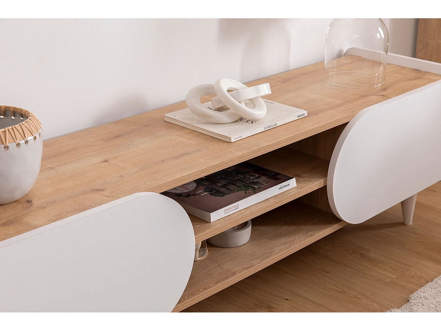 Móvel de TV – 160cm x 40cm x 45cm – Safira e Branco – Painel de Partículas