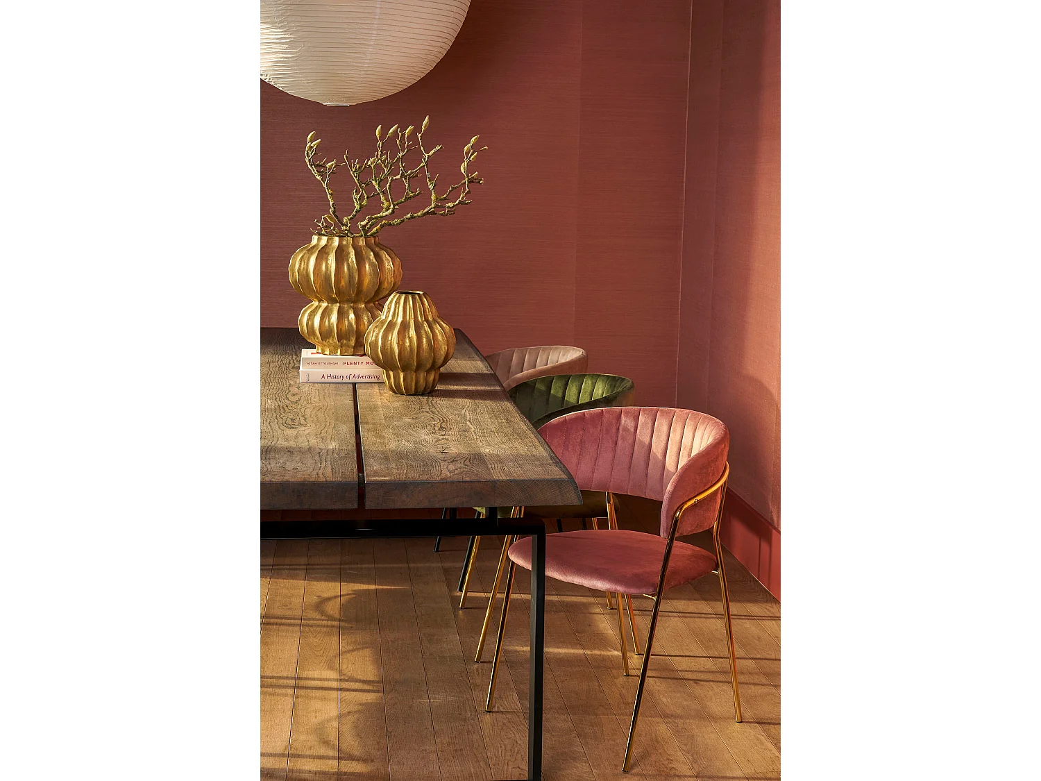 Eetkamerstoel van fluweel en metaal - 54 x 51 x 79 - Roze - MOONY