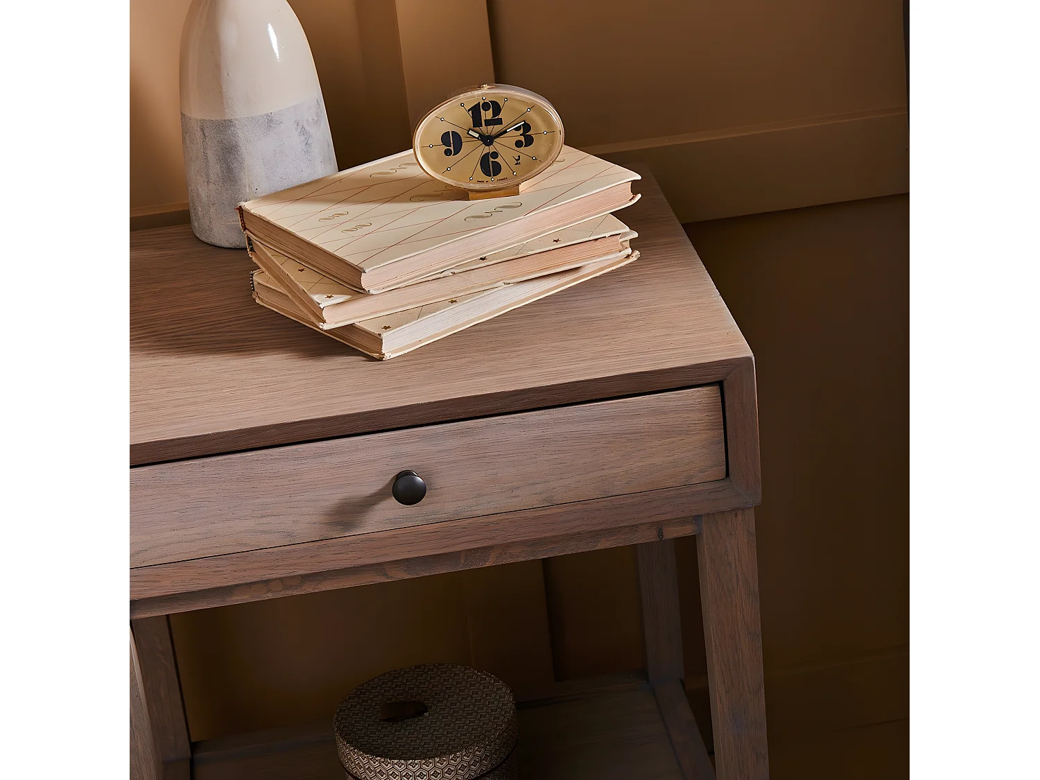 Tavolino da notte in quercia John