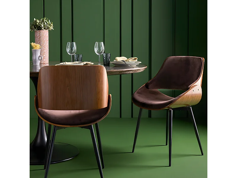 Chaise finition noyer avec assise en velours - Mannix