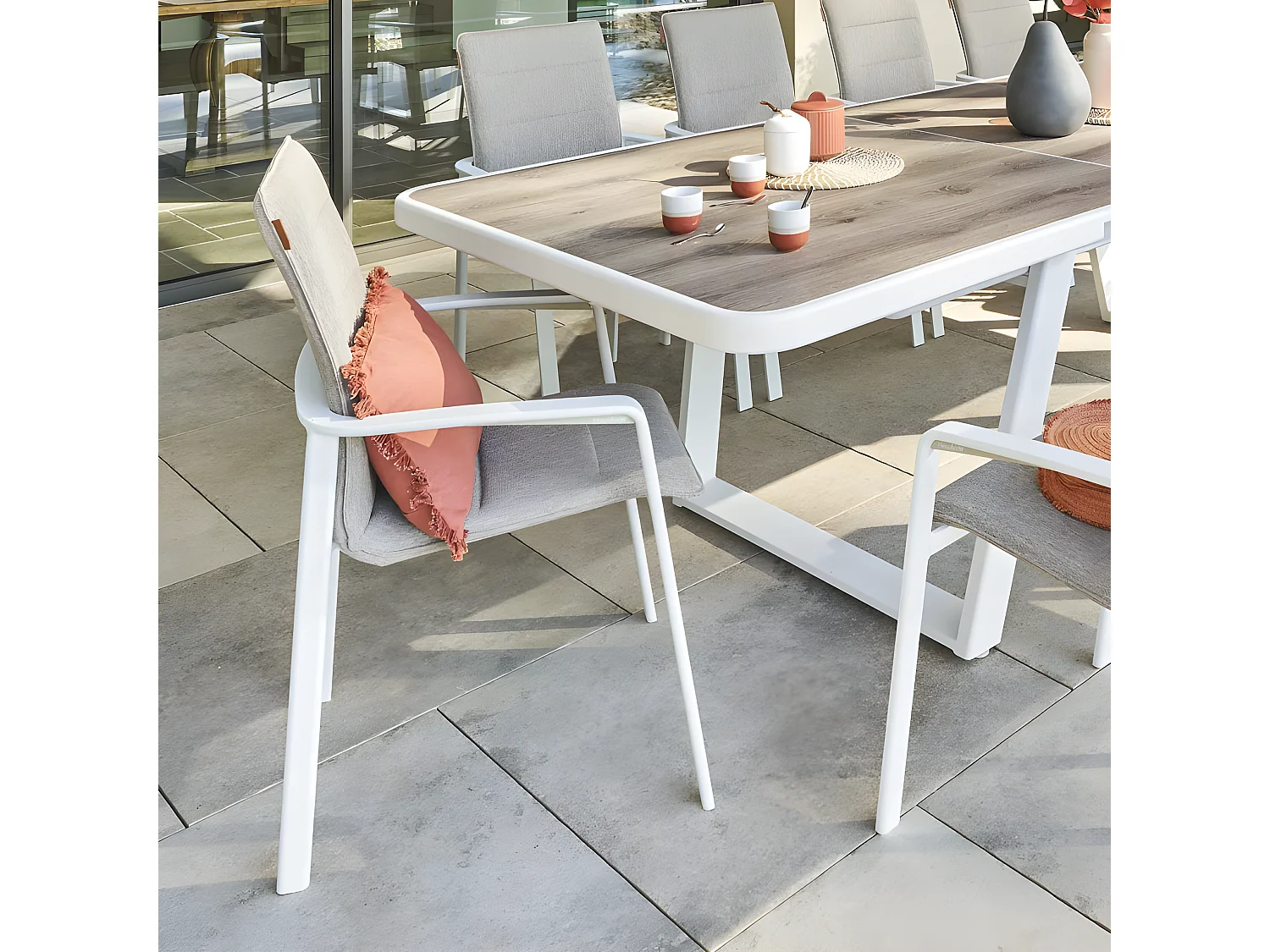 Fauteuil repas extérieur Diese badiane/blanc Hespéride