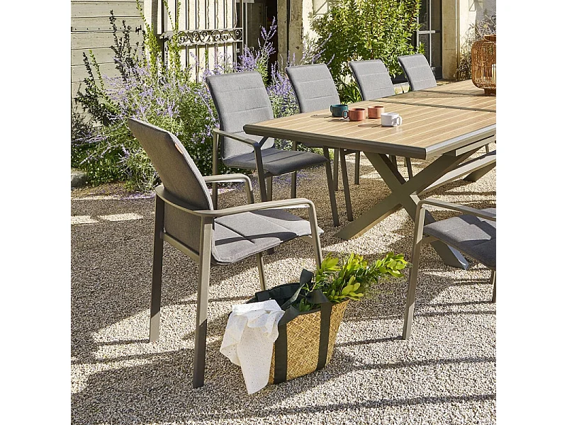 Fauteuil repas extérieur Diese mocha/praline Hespéride