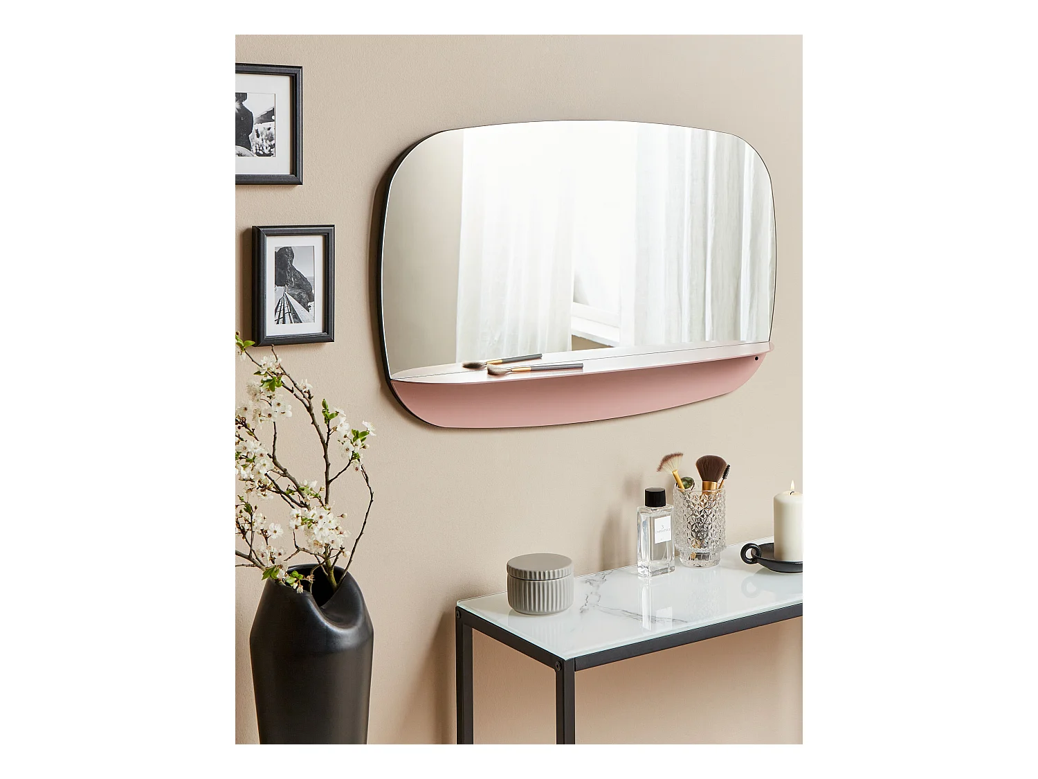 Wandspiegel met plank DOSNON 80 cm 50 cm Metaal Roze