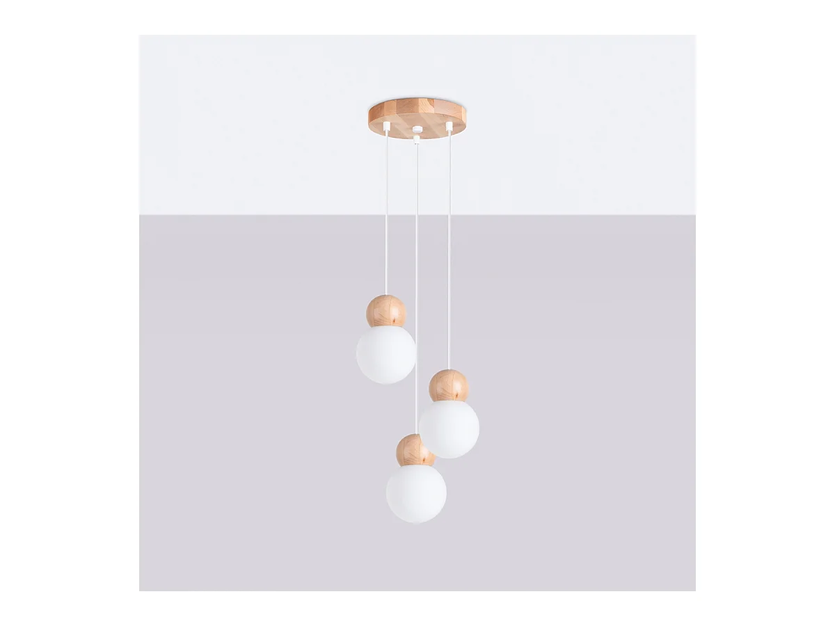 Pendelleuchten Pekka Skandinavisch Aus  Glas/Holz - 3 Lichtquellen - L.31 X H. Cm - Weiß/Naturholz