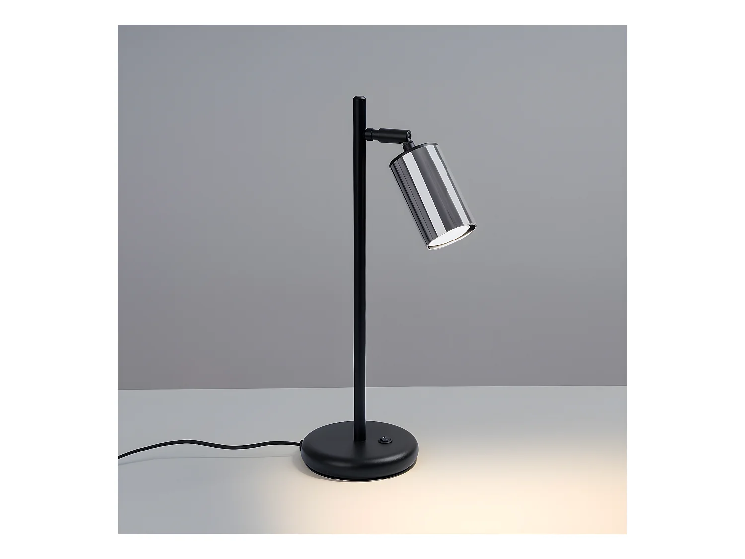 Bureaulampen Winx Modern Van  - 1 Lichtbronnen - L.13 X H.44 Cm - Zwart/Chroom