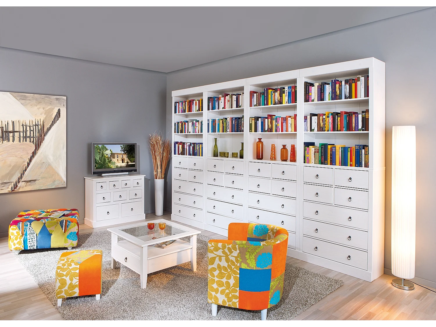 Table Basse en Pin Massif "Abigael" 75cm Blanc