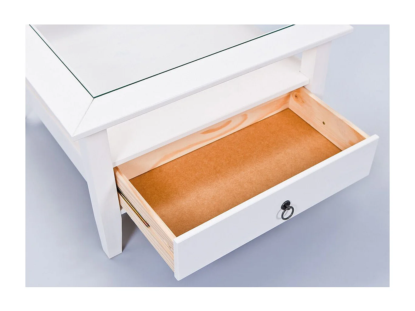 Table Basse en Pin Massif "Abigael" 75cm Blanc