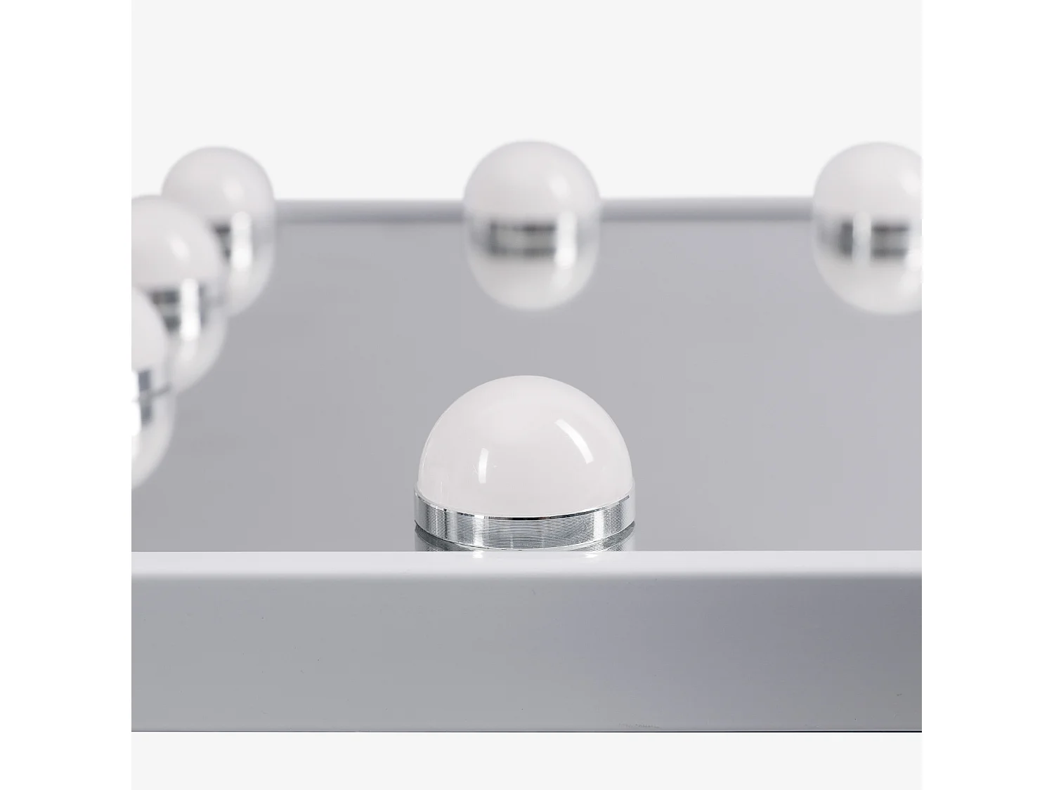 Hollywood make-up spiegel met muurmontage en verlichting 30x41cm