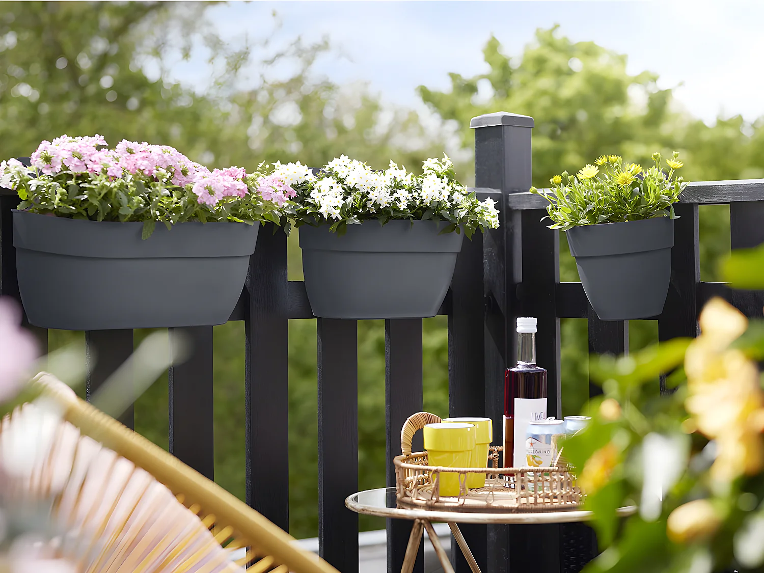 Balconnière en plastique Elho Vibia Campana Easy Hanger Medium anthracite - 36 x 24 x 26,5 cm