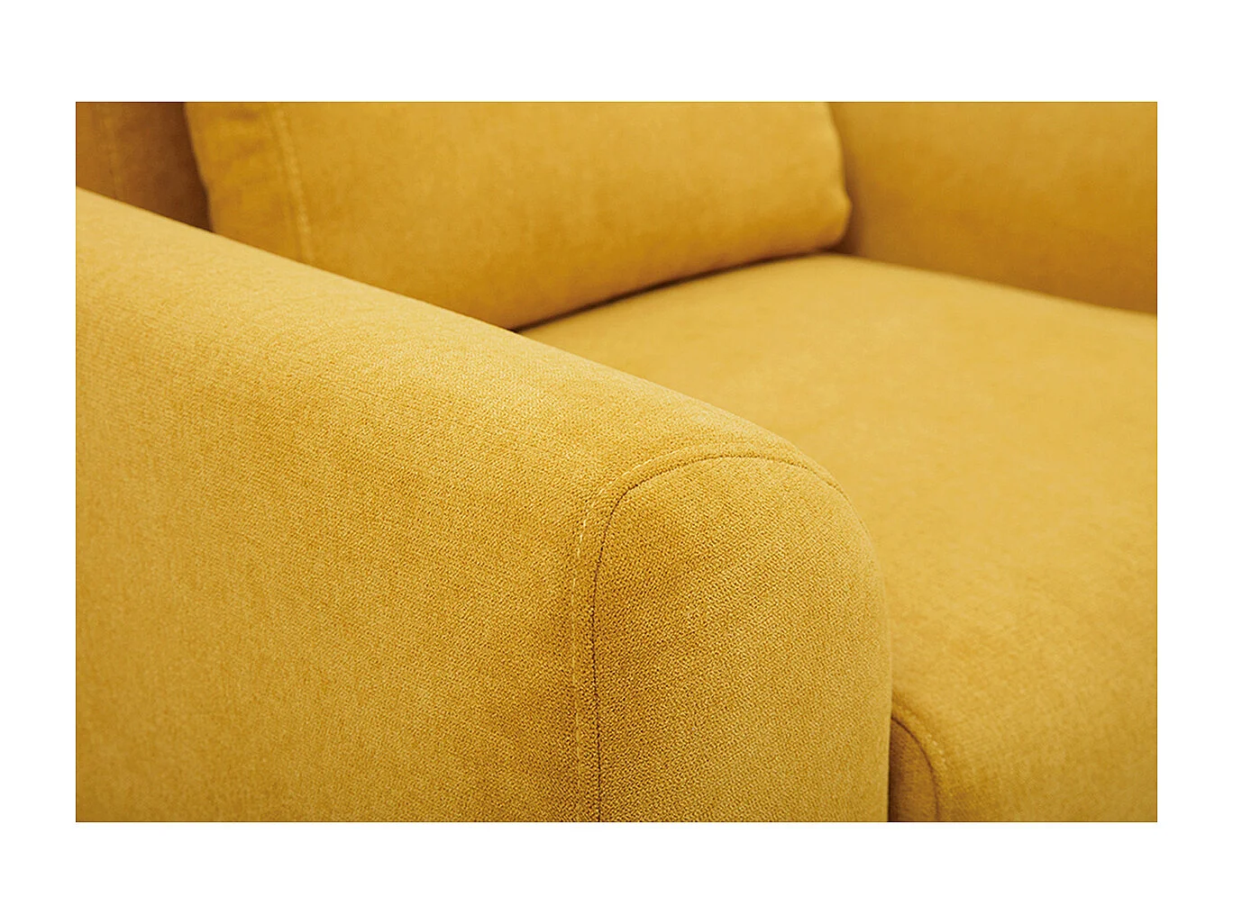 Sillón diseño tejido efecto terciopelo amarillo mostaza y patas roble  EKTOR