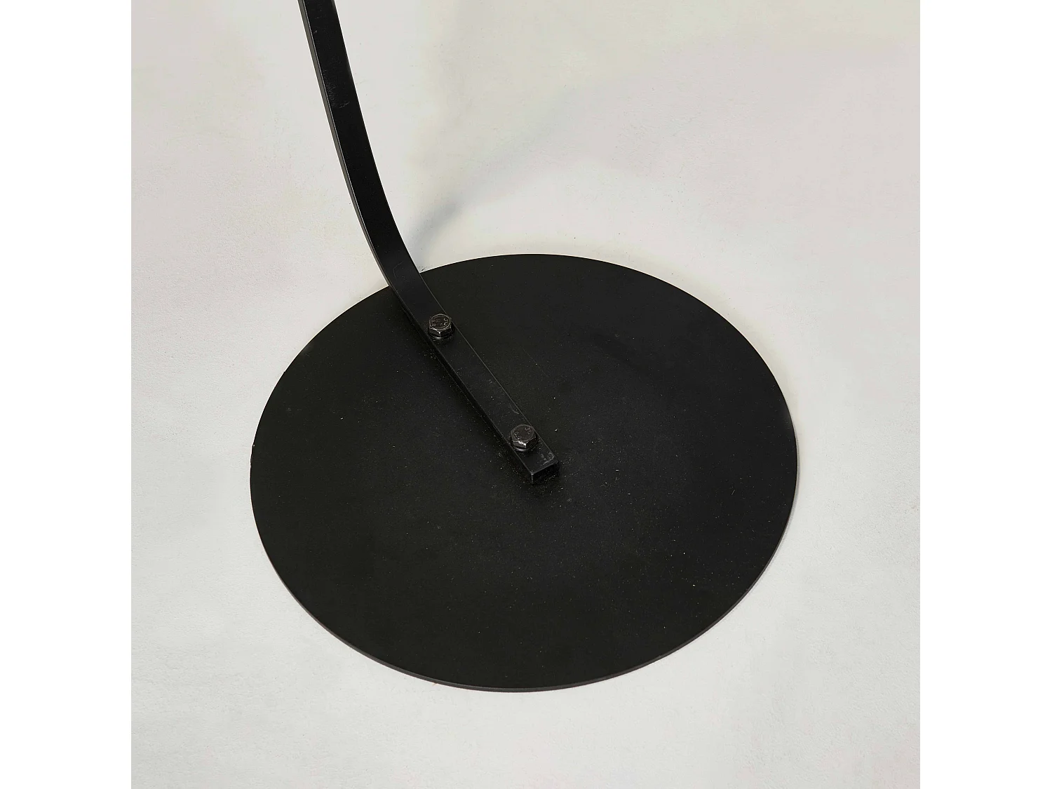 Lampadaire arche polyéthylène noir