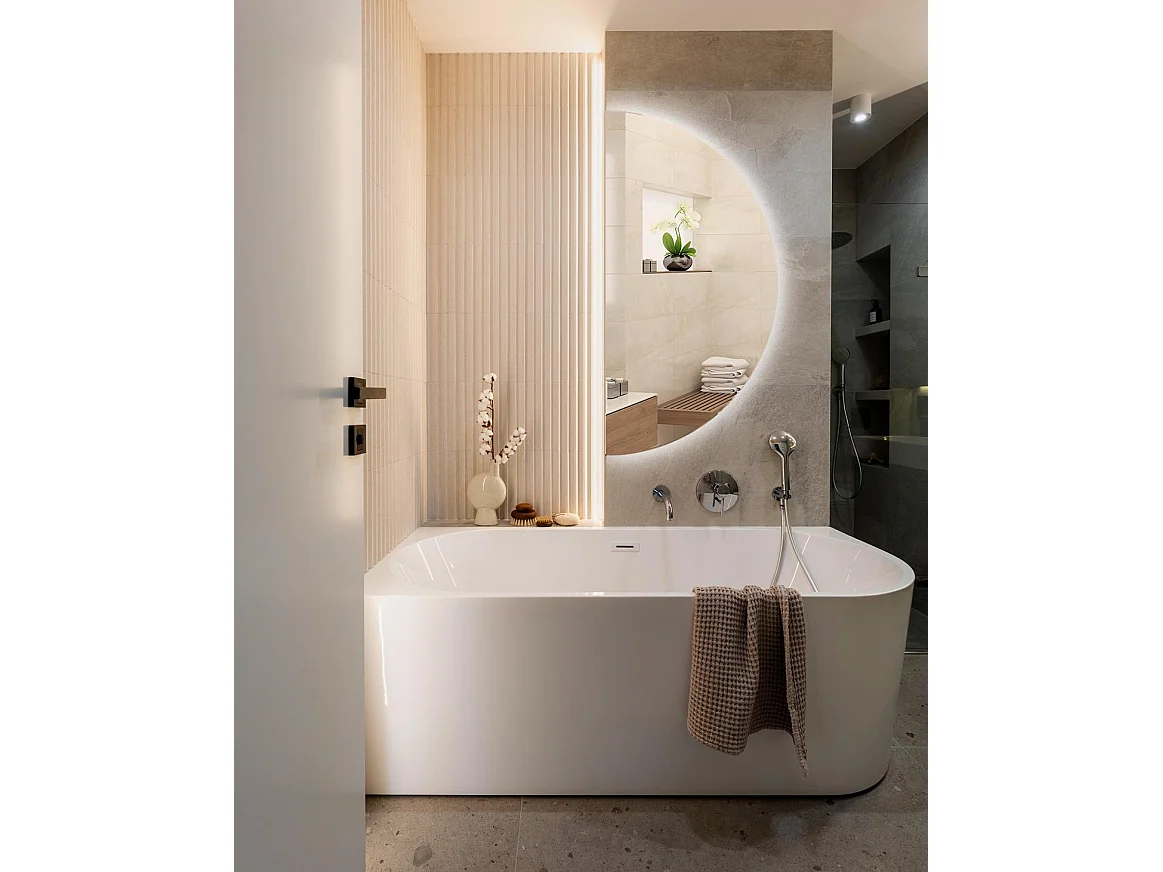 Badezimmerspiegel Halbrund LED Hängend Wandmontage 25cm x 50cm Neutrales Licht