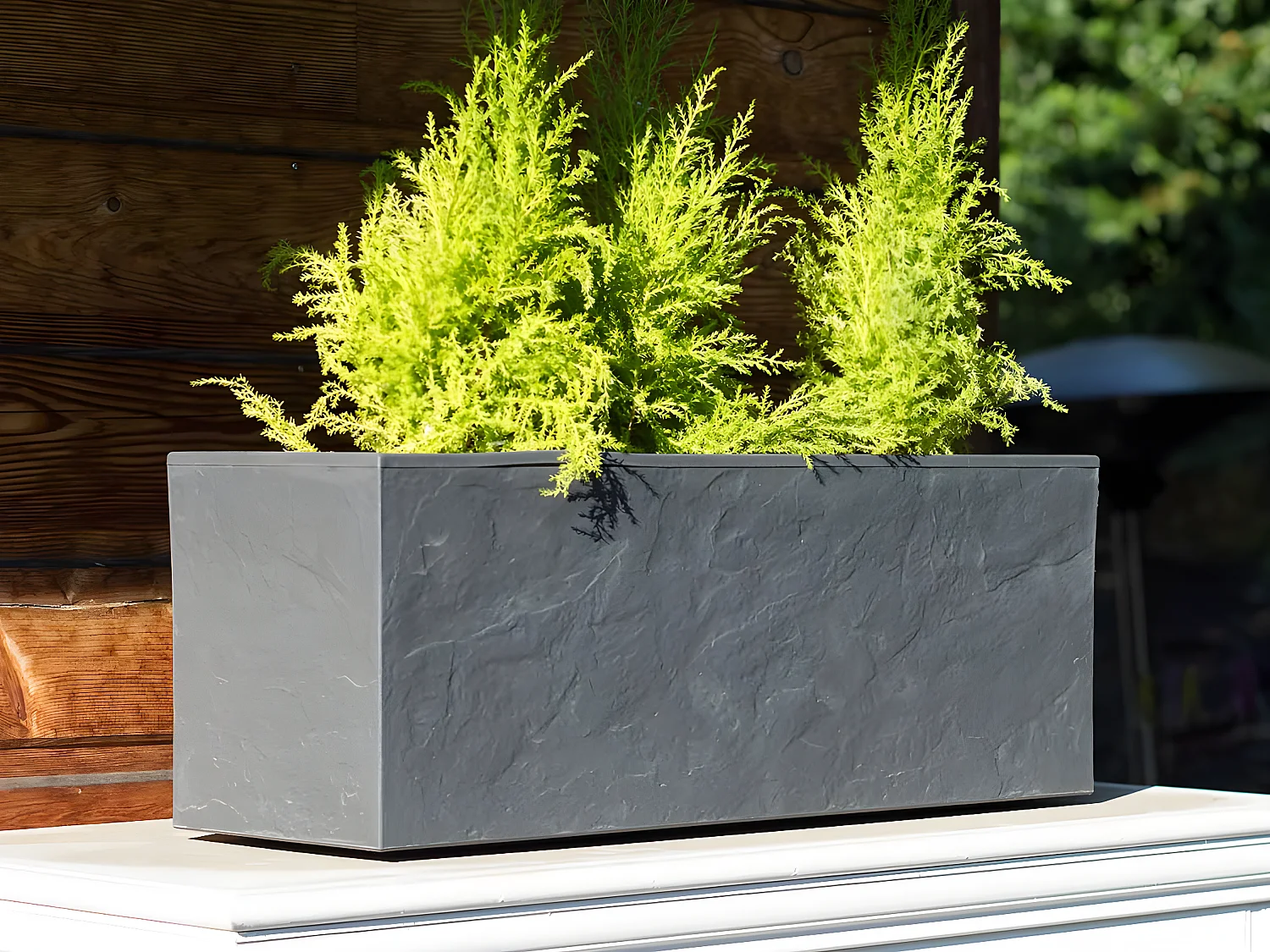 Balconnière rectangulaire Volcania Up effet pierre 25 L Gris Galet - Eda