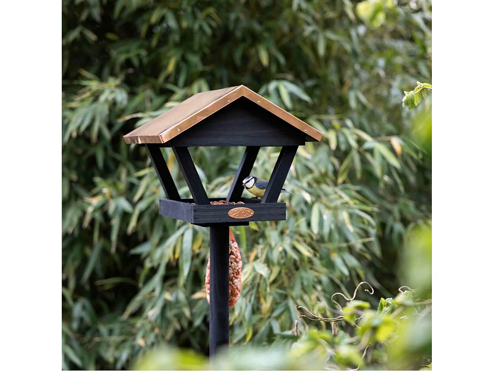 Mangeoire à oiseaux sur pique en pin et cuivre