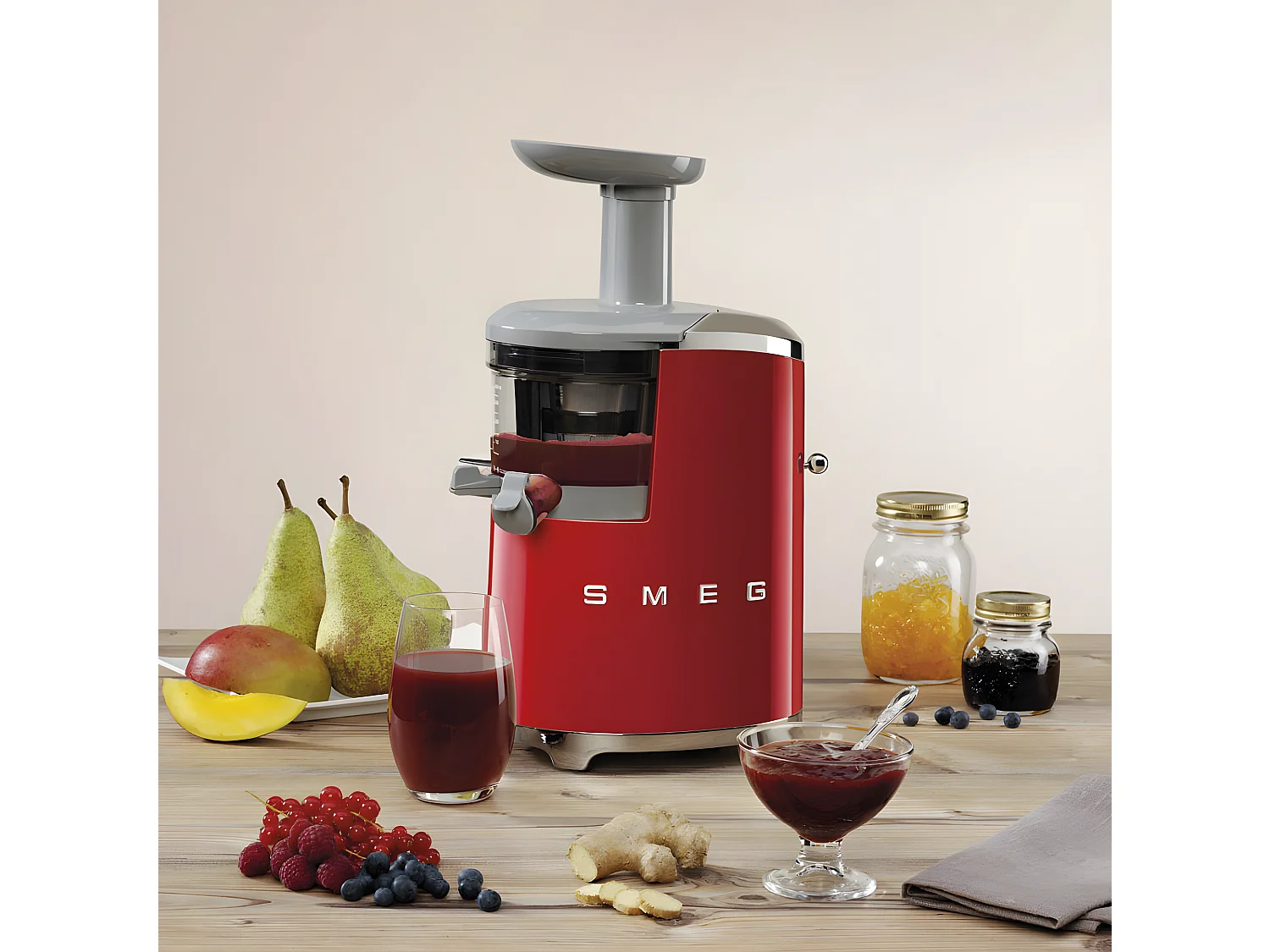 Smeg Extracteur de jus lent 150w rouge - sjf01rdeu