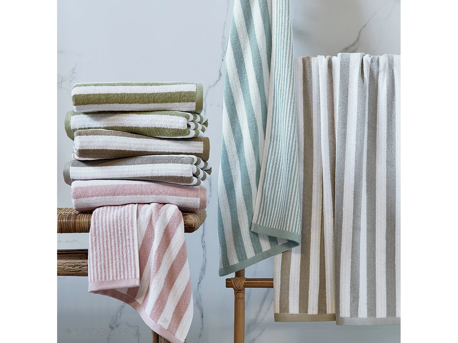 Lot de 2 gants de toilette 16x21 cm EFFICIENCE STRIPES bleu capri