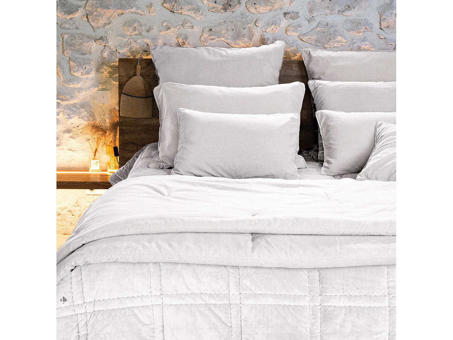 Housse de coussin 45x45 cm 50% lin et 50% coton collection OPERA DECO neige