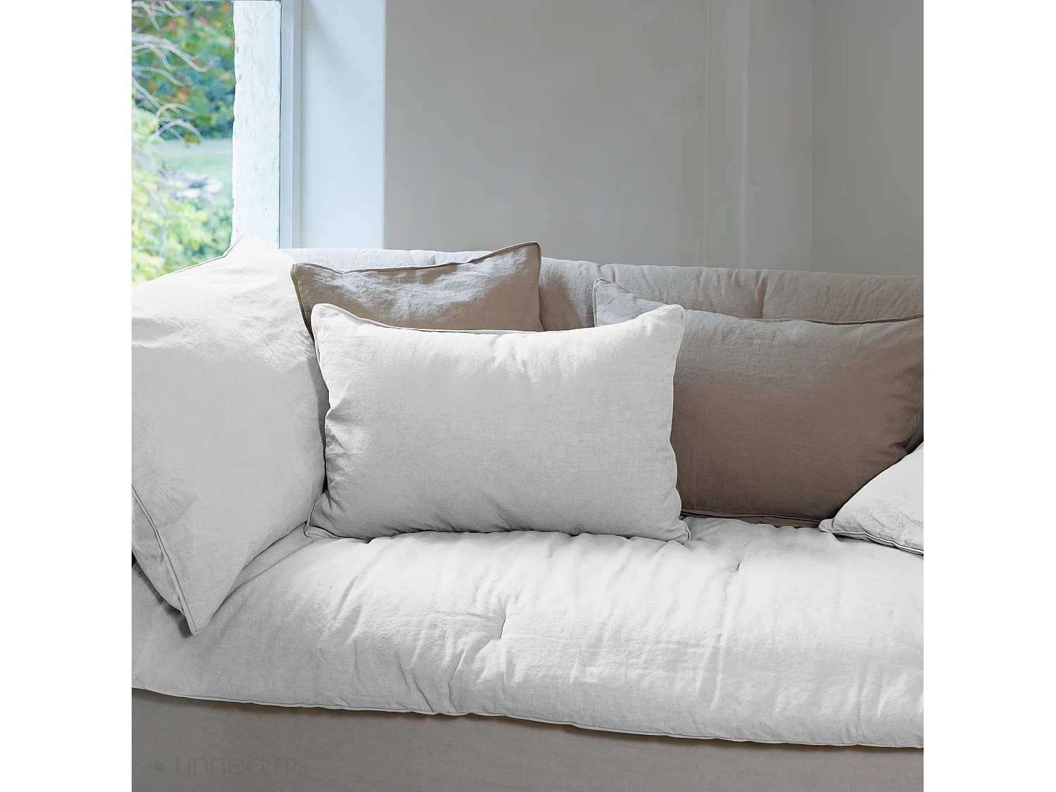 Housse de coussin 45x45 cm 50% lin et 50% coton collection OPERA DECO neige