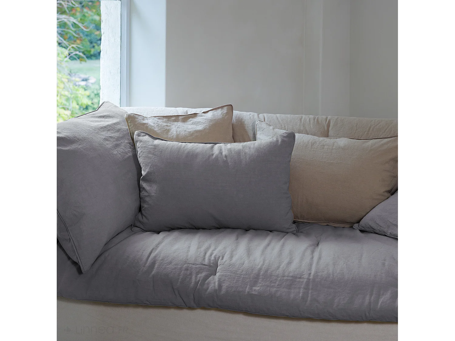 Housse de coussin 45x45 cm 50% lin et 50% coton collection OPERA DECO brume
