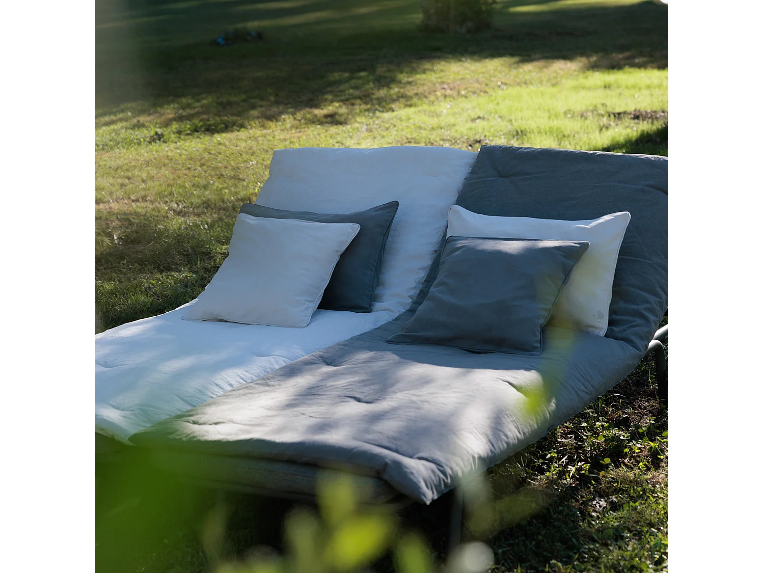 Housse de coussin 40x60 cm 50% lin et 50% coton collection OPERA DECO lichen