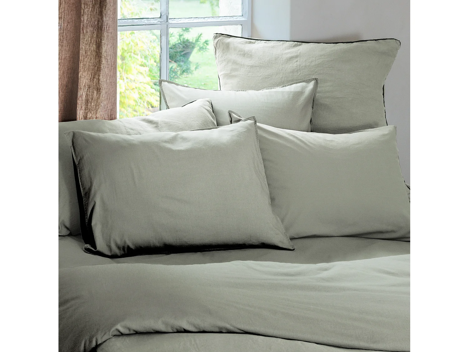 Drap housse PALACE pur coton lavé 180x200 cm bonnet 35 cm uni vert laurier