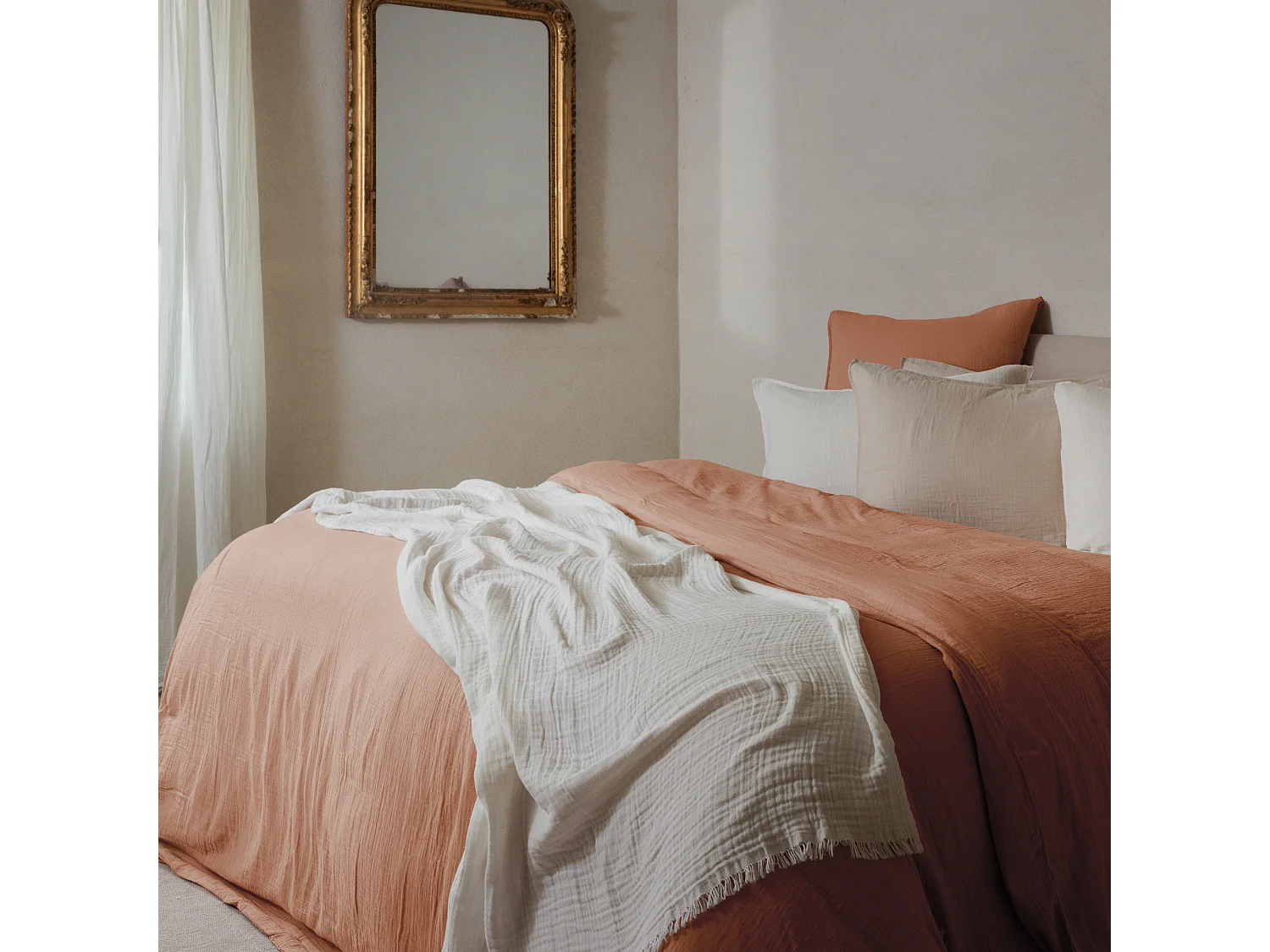 Drap housse MILOS mousseline de coton 140x200 cm bonnet 30 cm uni marron cognac