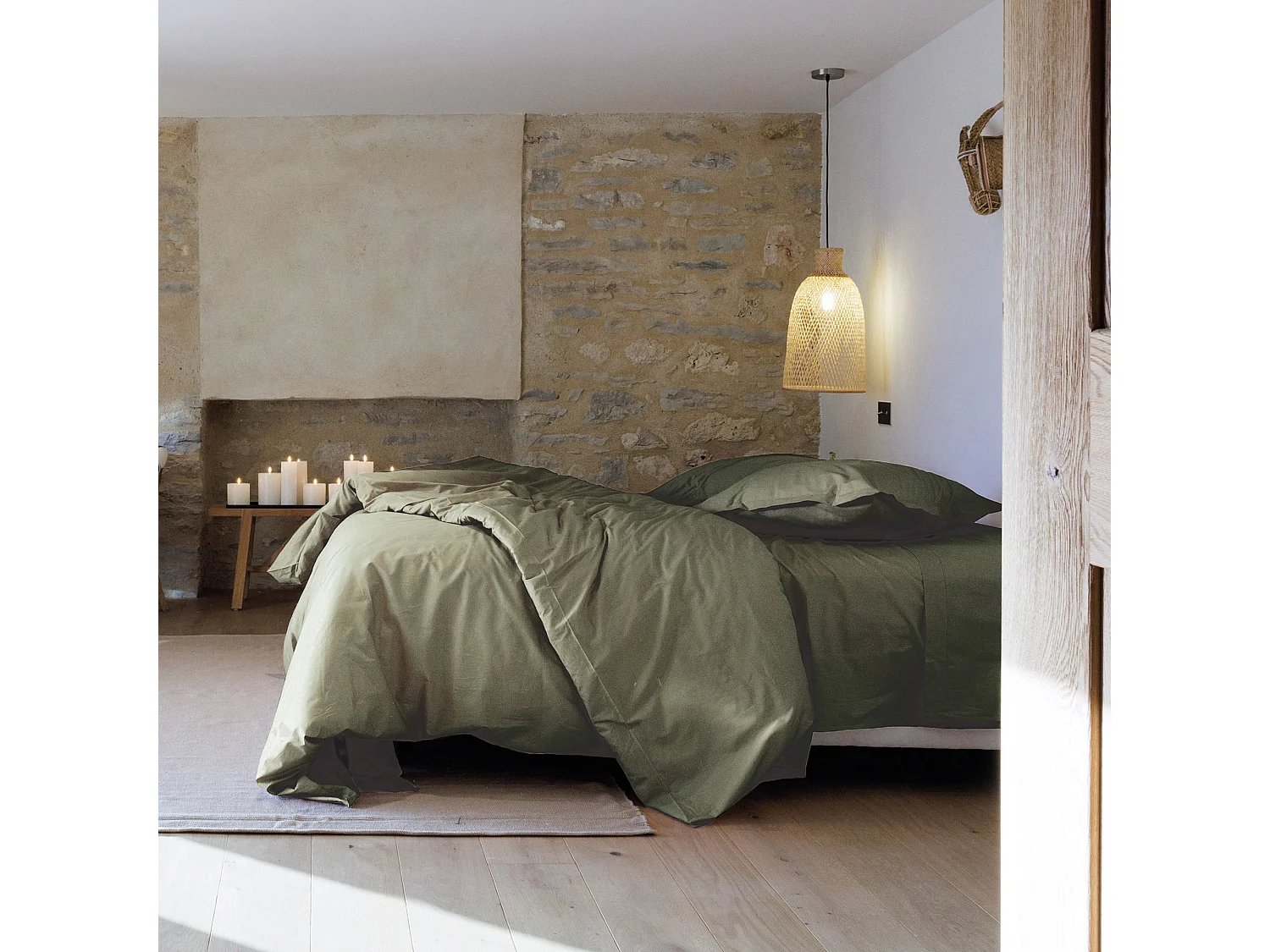 Drap housse uni 180x200 cm bonnet 35 cm percale de coton MANOIR vert Mousse