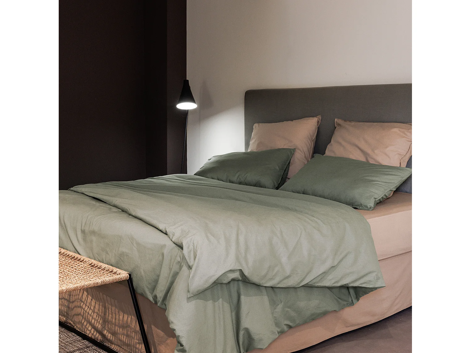 Drap housse PALACE pur coton lavé 160x200 cm bonnet 35 cm uni vert laurier