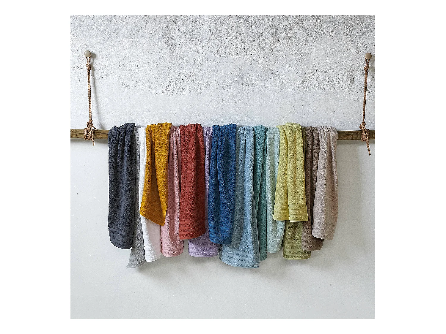 Serviette de toilette 50x100 cm EFFICIENCE PURE noir Iron