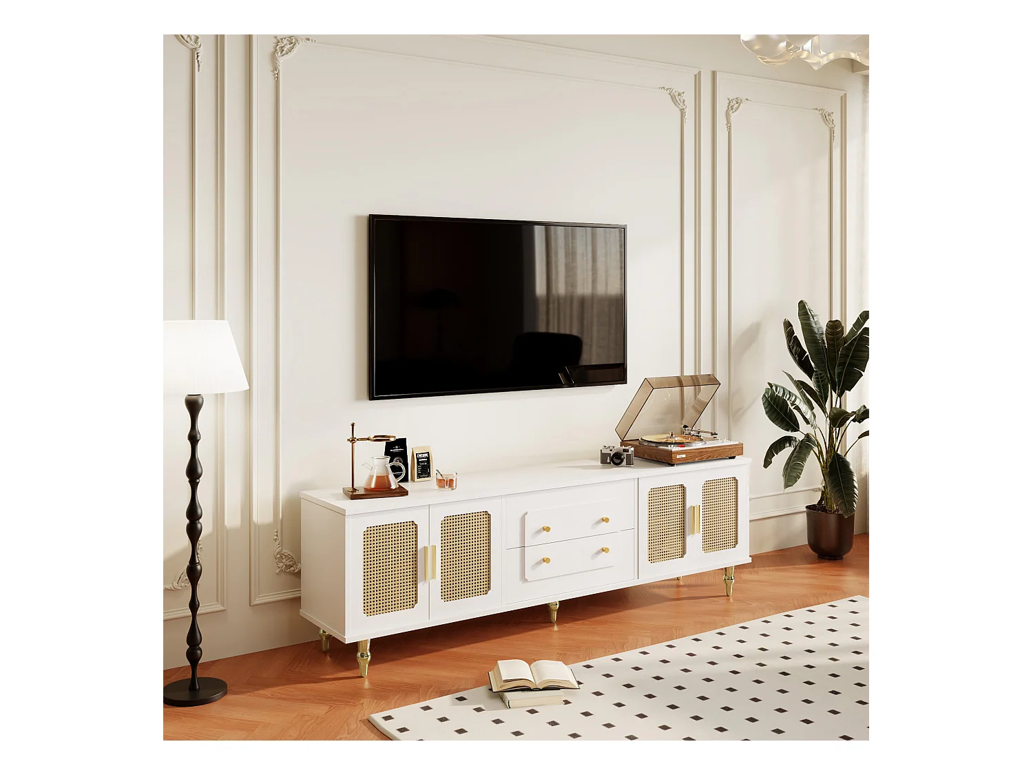 Meuble TV avec 4 portes en rotin et 2 tiroirs - 175x38x55,5cm - Panneaux de particules - Poignées  et pièds dorées - blanc