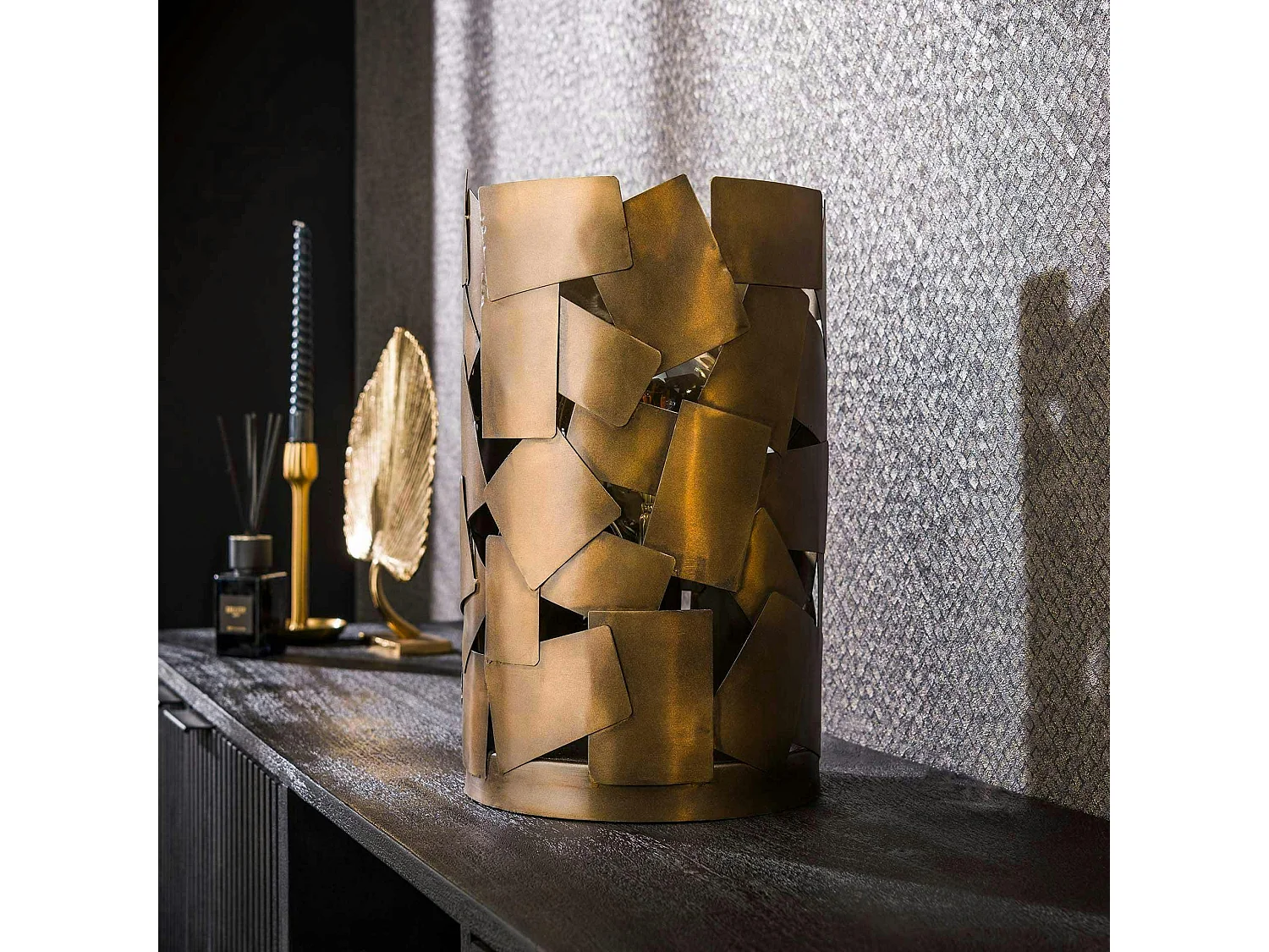 Lampe de table avec composition en métal, finition bronze vieilli TRIBECA