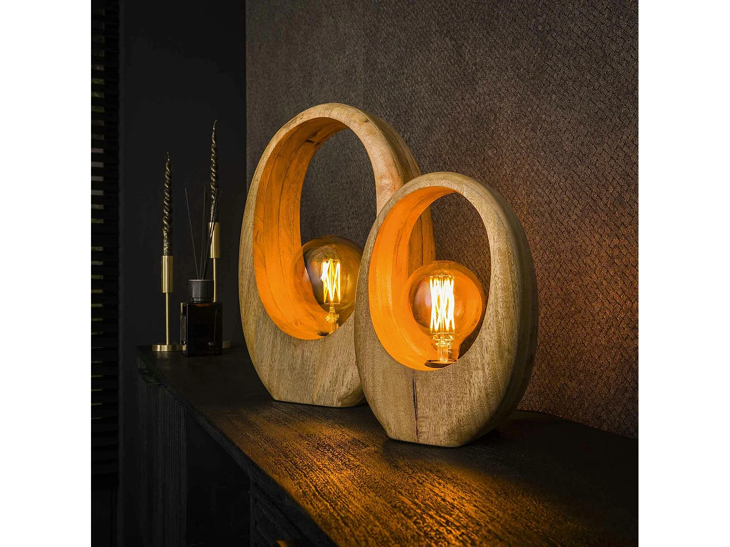 Lampe en bois de manguier forme organique H 43 cm LUCKNOW