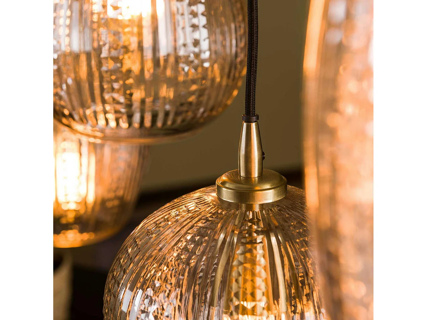 Suspension en verre travaillé 5 lampes NOVA