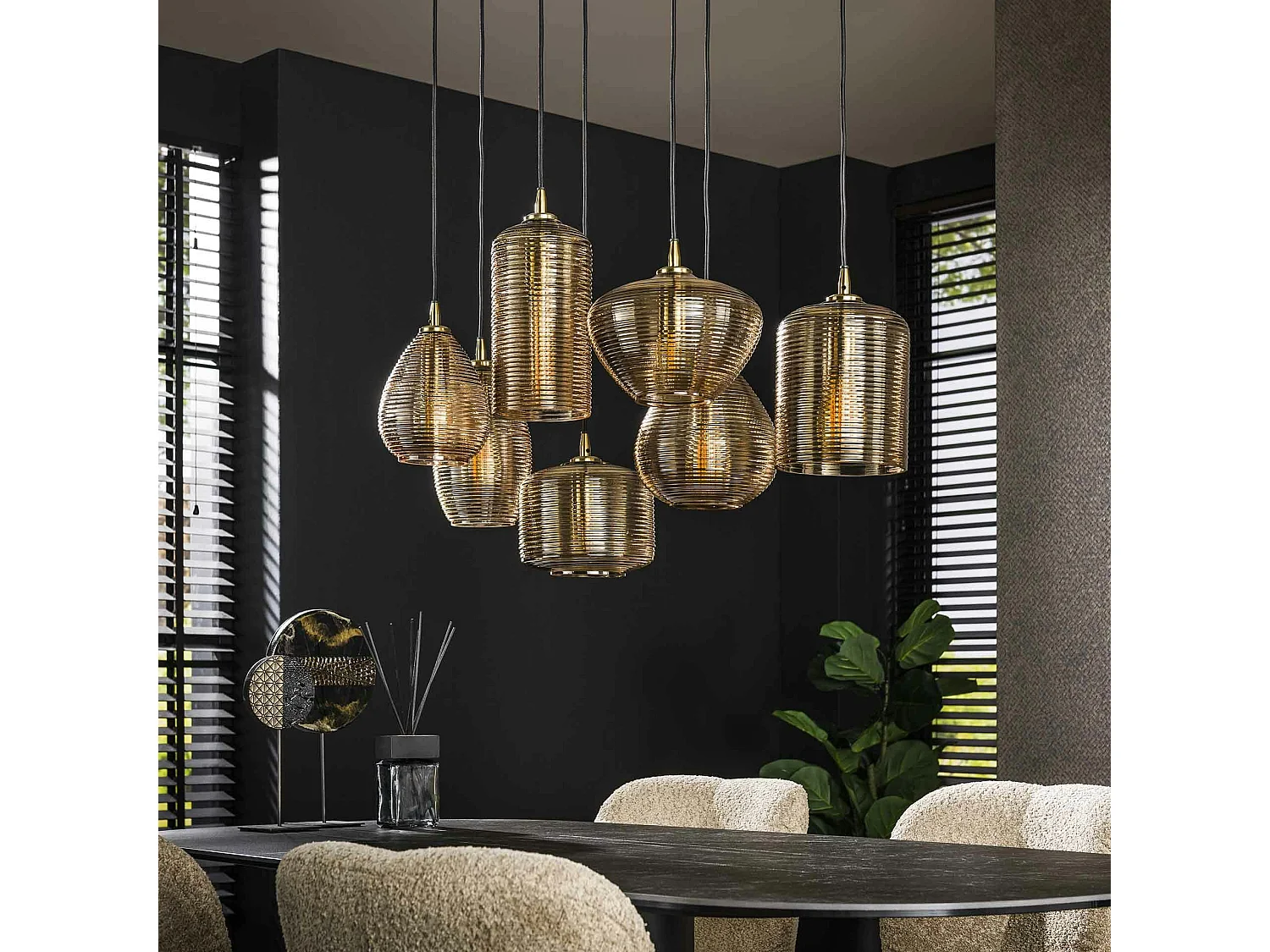 Suspension en verre strié 7 lampes ambrées NOVA