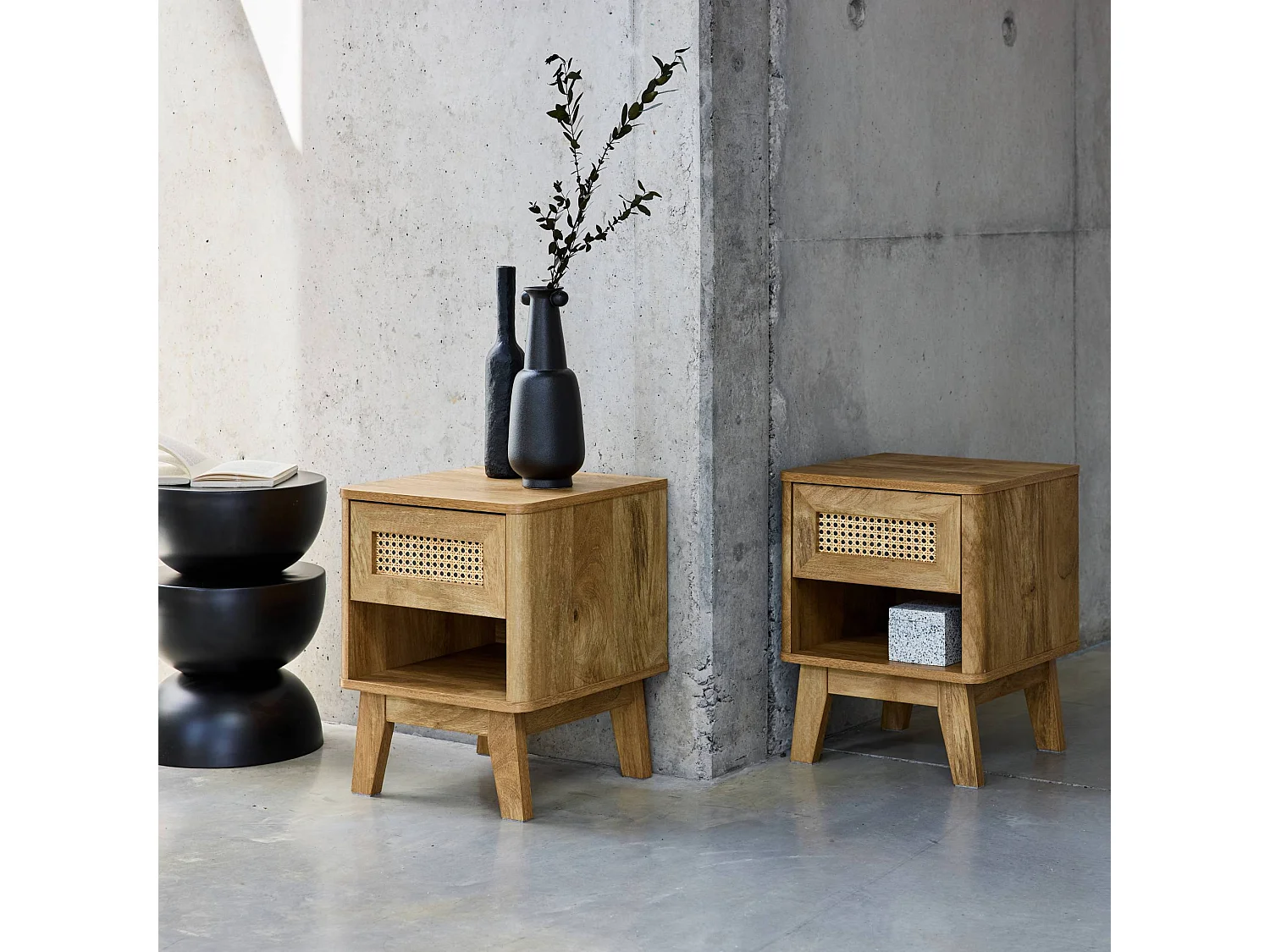 Set 2 comodini con decorazione in legno e canna da zucchero, marrone